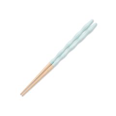 新品 箸蔵まつかん(Hashikura Matsukan)箸 子供 食洗機対応 天然木 18cm 男女兼用 7才～9才 kumokumo 雲 ライトブルー 青 日本製 G-64689