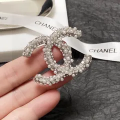 2024年最新】chanel ブローチの人気アイテム - メルカリ