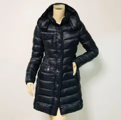 美品★MONCLER・モンクレール HERMINE レディース ブランドアイコンワッペン フード付き グログランパイピング ダブルジップ ボタン比翼仕立て ダウンコート(00)レディースダウンジャケット カジュアル ジャケット 秋冬物 アウター ブランド
