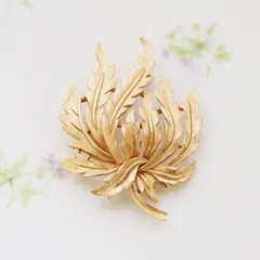 レアデザイン☆CROWN TRIFARI☆刻印あり☆パールフラワーブローチ Crown Trifari クラウントリファリ パール ミモザ イヤリング