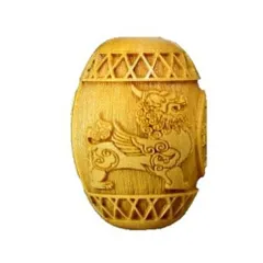 貔貅 (ヒキュウ） 縦穴 柘植玉 浮彫 彫刻ビーズ 樽型 縦穴 約18×13mm 【穴あり一粒売りビーズ】