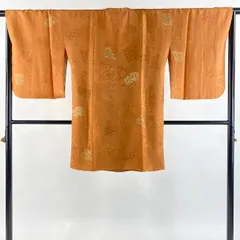 【美品】 道行 身丈94cm 裄丈66.5cm M 和装コート 角衿 花唐草 幾何学 オレンジ 正絹 秀品 【中古】