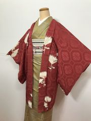 【中古】Sサイズ 羽織 正絹 赤茶地に菊花模様 アンティーク