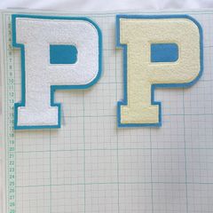 ２枚セット17×13cm  ワッペン ビンテージ 昭和レトロ 女の子 男の子 アルファベット ビッグサイズ 大きい タオル地