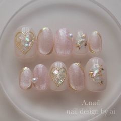 淡いピンクとシェルハートのマグネットネイル⋆*