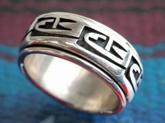 ホピ　21-0284　アラリック・ポリクワプティワ作　ウォーターシンボル・リボルビング・リング　16号