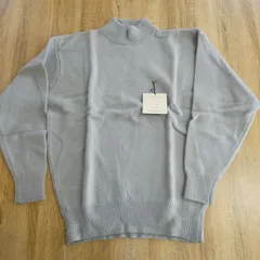 新品未使用　ハイネック 　ニット　ライトグレー　Mサイズ