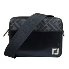新品 FENDI フェンディ メッセンジャーバック FENDI 全品500円OFFクーポン☆31日まで☆ フェンディ 7M0363