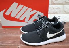 新品 NIKE ナイキ ウィメンズ　ローシ ワン W ROSHE ONE レディース　スニーカー　ブラック　ホワイト