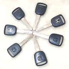Honda 純正スマートキー 4つまとめ売り - メルカリ