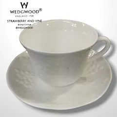 2023年最新】WEDGWOOD STRAWBERRY VINE 大皿の人気アイテム - メルカリ