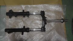 momentさん専用 ヤマハ トリシティ125 フロントフォーク左右 - メルカリ