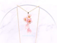 花びらゆれる桜のネックレス