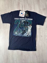 イチロー 258安打 シーズン最多記録達成記念モデル Tシャツ - メルカリ