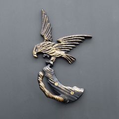 真鍮鋳物製　鷹フック【数量限定品】　ダークブラウン家具オシャレレトロアンティーク鷲タカワシホークスイーグルアニマル動物ゴールド金brass高級感レトロ金具装飾かわいいおしゃれかっこいい鷹