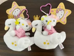 アキ　2点まとめて キティちゃん　スワン　ぬいぐるみS 25th アキ 2点まとめて キティちゃん スワン ぬいぐるみS 25th ハローキティ