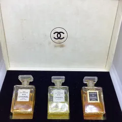 シャネル CHANEL ミニ香水3つセット　8ml瓶　No.5 No.19 COCO      …   e.s