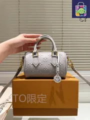 【今日特価】LV ルイ・ヴィトン ピローバッグ 取り外し可能な内袋と高級感あるデザイン-WTO輸入1