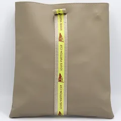 LOUIS VUITTON スカーフ (ヴィトンカップ2000/キウイ) LOUIS VUITTON スカーフ (ヴィトンカップ2000/キウイ) - メルカリ