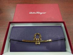 Salvatore Ferragamo ガンチーニ 長財布 新品未使用 パープル