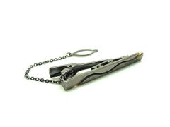 Item thumbnail for item 7199f64f-9685-4522-8e04-e7d0d7f9ee5a