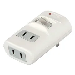【新品 未使用 未開梱】 BUFFALO　２分配タップ　集中スイッチ／雷サージ防止付き　BCTAPD03WH ホワイト