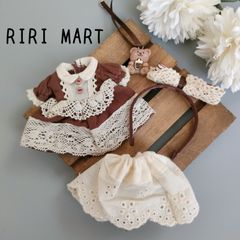 オビツ11　ワンピース+パニエ+カチューシャ+くまポシェット風アクセ　ねんどろいどどーる