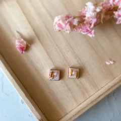 ベビーピンク 金継ぎ ライン 美濃焼 タイル ピアス イヤリング ノンホールピアス 小ぶり 小さい ピンク スクエア パール ビーズ 四角 シンプル 華やか 上品 可愛い
