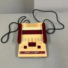 Nintendo ファミリーコンピュータ本体