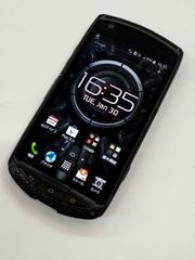 au TORQUE G01 ブラック KYY24 トルク 白ロム 黒