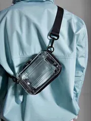 バッグ メンズ ショルダーパック 軽量トラベル、大学生に最適なクロスボディショルダーバッグ、防水、夏用スモールスクエアバッグ、男性カジュアルストリートウェア、彼氏への贈り物、サイドバッグ