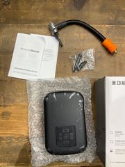 ポータブルエアーポンプ(エアーコンプレッサー　動作確認済み