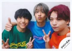 【中古】生写真(ジャニーズ) 少年忍者・Lil かんさい・AmBitious/山井飛翔・當間琉巧・井上一太/横型・上半身/「ALL Johnnys’ Jr. 2023 わっしょいCAMP! in Dome」セルフィー/公式生写真