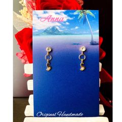 イニシャルピアス