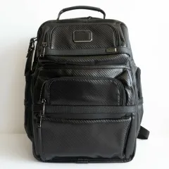 未使用　TUMI カーボンファイバー　ビジネスバッグ CFX 柔らかい」カーボンファイバーを実現：バッグをイノヴェイトする