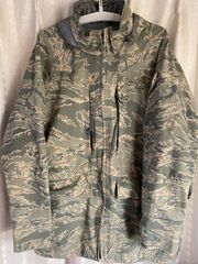 00年代 米軍実物 U.S.AIRFORCE APECS GORETEX パーカージャケット ミリタリー ABUカモ (X-LARGE LONG)