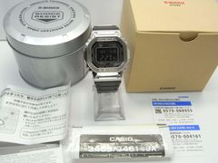 【美品・国内正規品】ＣＡＳＩＯ（カシオ）GーSHOCK 電波ソーラー GMWーB5000ー1JF