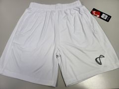 【新品・未使用】スポーツウェア・キッズ　ショートパンツ　YXLサイズ　ホワイト　(B000-57-1)