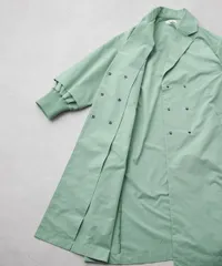 【新品】ear PAPILLONNER イアパピヨネ　スプリングコート 馬刺繍 ear PAPILLONNER（イアパピヨネ）の「馬刺繍スプリングコート