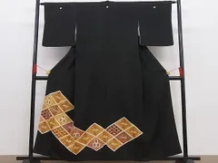 2025年最新】色留袖 五つ紋 比翼の人気アイテム - メルカリ