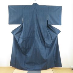 夏着物 正絹 夏紬 紺色 縞に曲線模様 上品な透け感 身丈154 裄63 紗紬 夏着物 正絹 夏紬 紺色 縞に曲線模様 上品な透け感 身丈154 裄63 紗紬