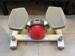 Item thumbnail for item ac07ace7-4c4a-4ed7-90d4-41761dc7a925