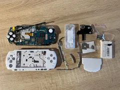 6008 PlayStation ポータブル PSP 3000 パール・ホワイト ジャンク品 パーツ