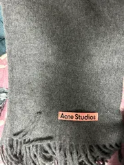 2024年最新】acne studios マフラー グレーの人気アイテム - メルカリ