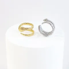 選べる2色！知恵と変化の象徴 ヘビモチーフ イヤーカフ【emec01】