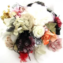 コサージュ ブローチ 髪飾り等 42点セット フラワーモチーフ セレモニー アクセサリー 和装小物 まとめて 大量 レディース 【中古】