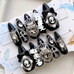 ネイルチップ 量産型 地雷 サブカル ブラック ホワイト リボン ハート 十字架