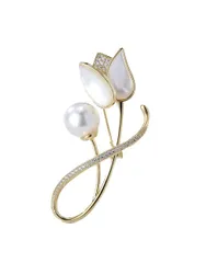 【新着商品】クリスマスなどの贈り物 母の日 記念日 お誕生日 ギフトBOX付き 素敵な胸飾り 結婚式 入学式 卒業式 綺麗なパール花コサージュ ジルコン真珠貝殻チューリップ花ブローチ