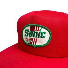 【キャップ/帽子】Sonic (ソニック) トラッカーキャップ メッシュキャップ ワッペン ツートンカラー  レッド 赤 ホワイト 白