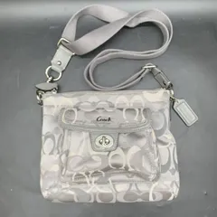 I315 美品 コーチ COACH ミニ ショルダーバッグ ポシェット サコッシュ シグネチャー 肩掛け 斜め掛け キャンバス ホワイトシルバー系